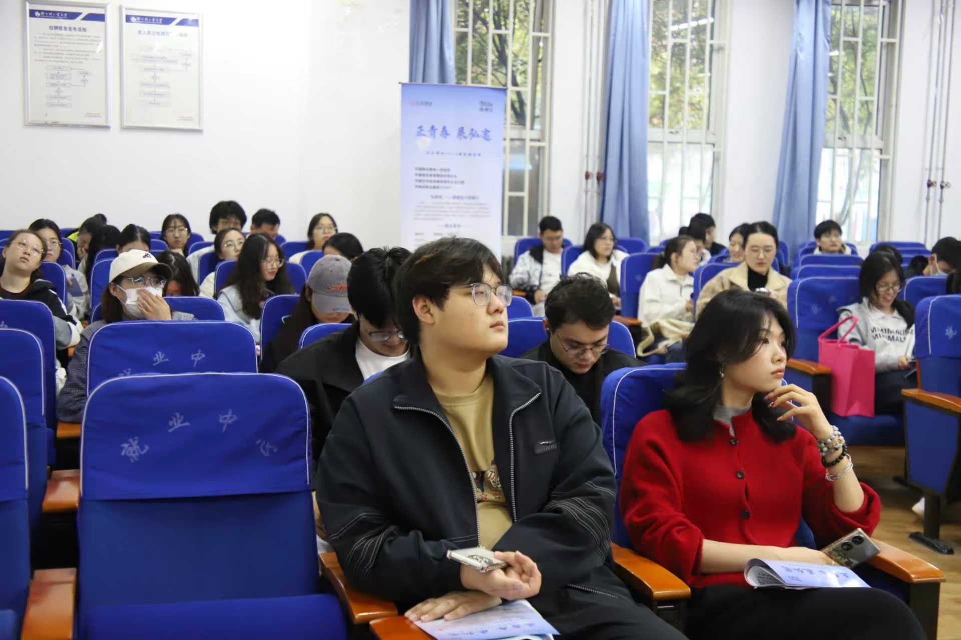 皇冠体育