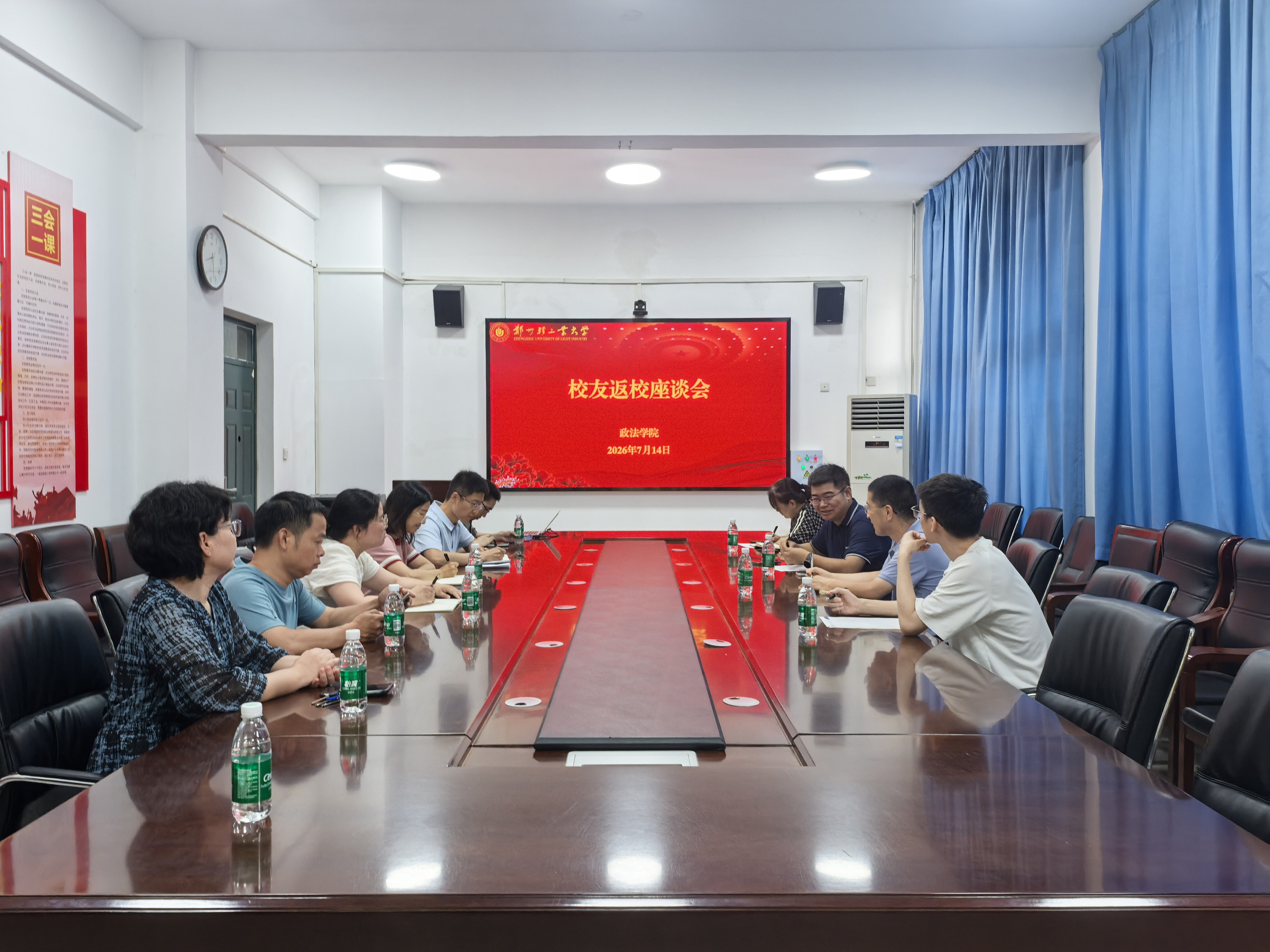 皇冠体育